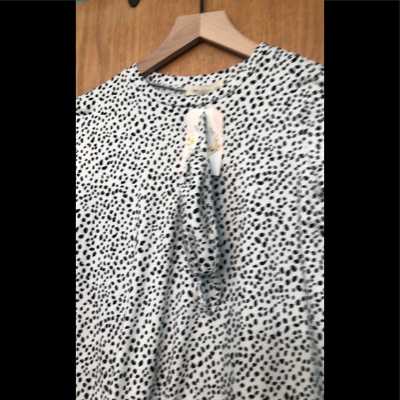 ruffle shirt polka dot shirt XL NWT Reb in J. White black exaggerated ruffle top - Picture 8 of 16